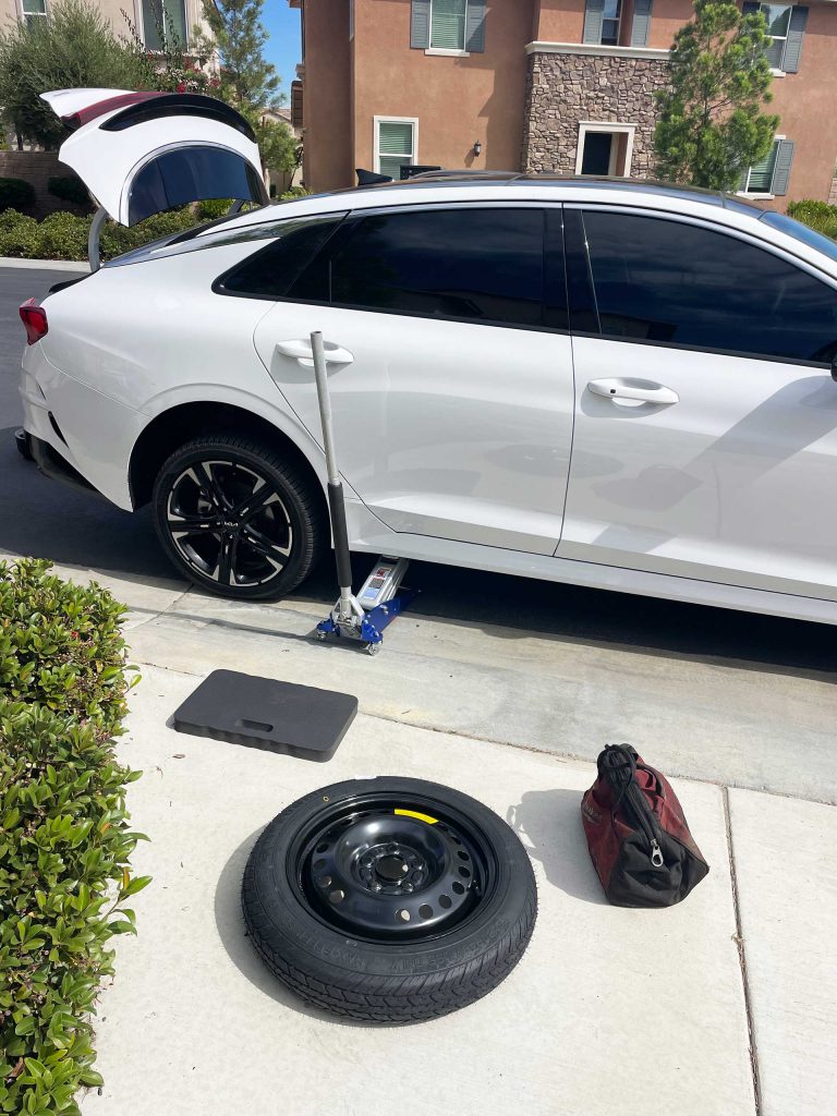 Roadside Assistance Service on a KIA